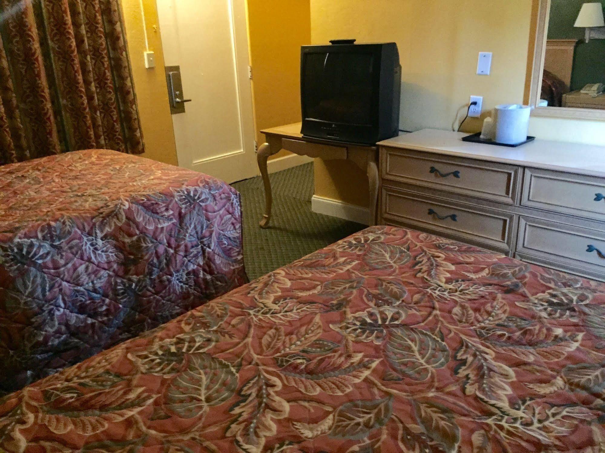 Shangri La Motel Окала Экстерьер фото