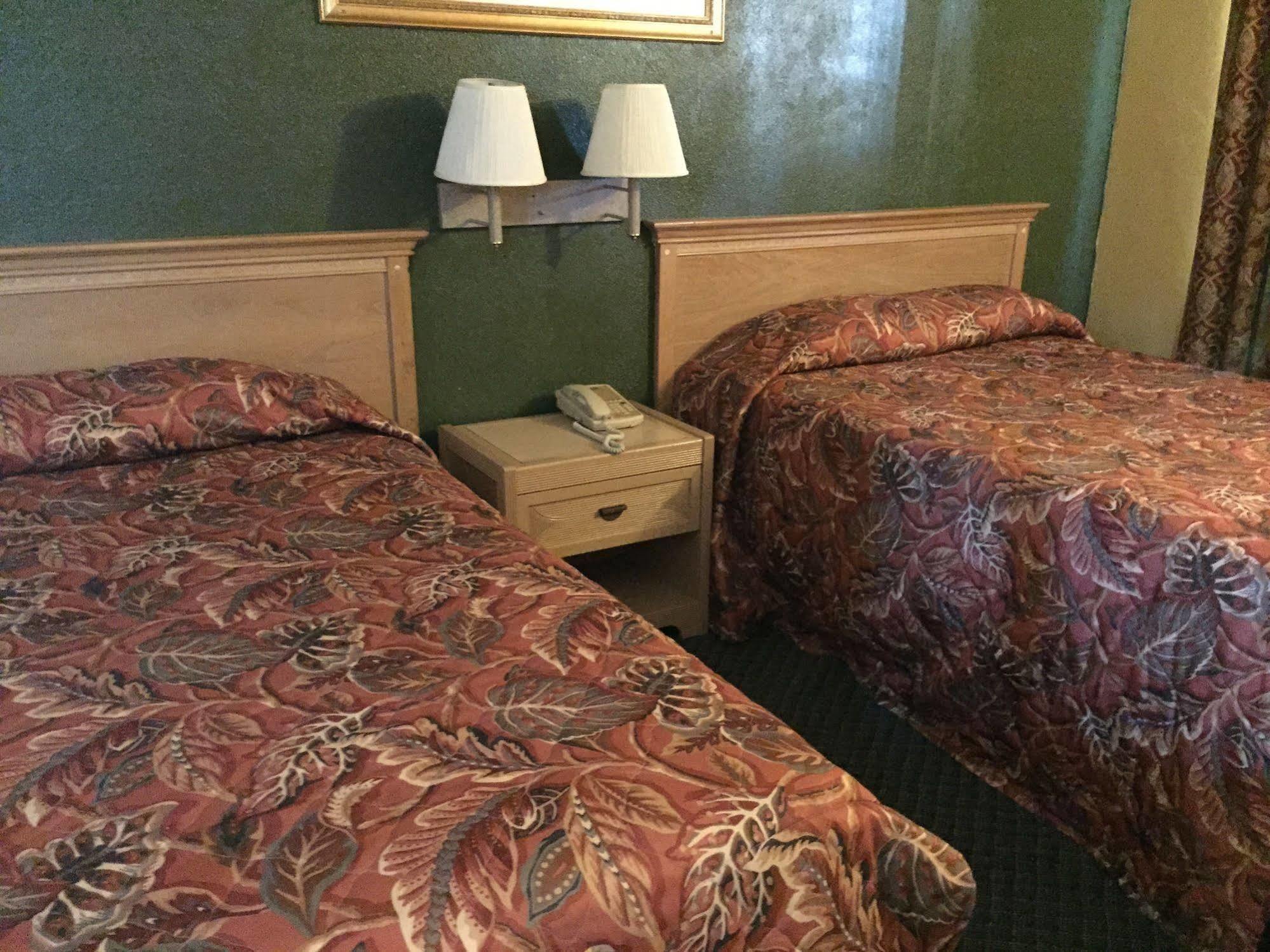 Shangri La Motel Окала Экстерьер фото